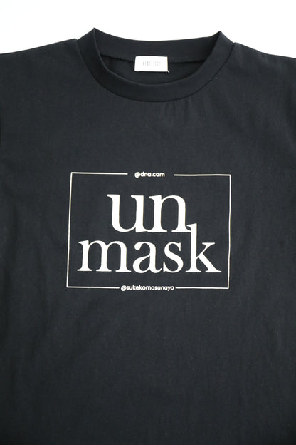 アンマスクユニセックスTシャツ