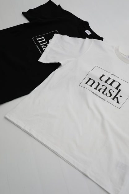 アンマスクユニセックスTシャツ