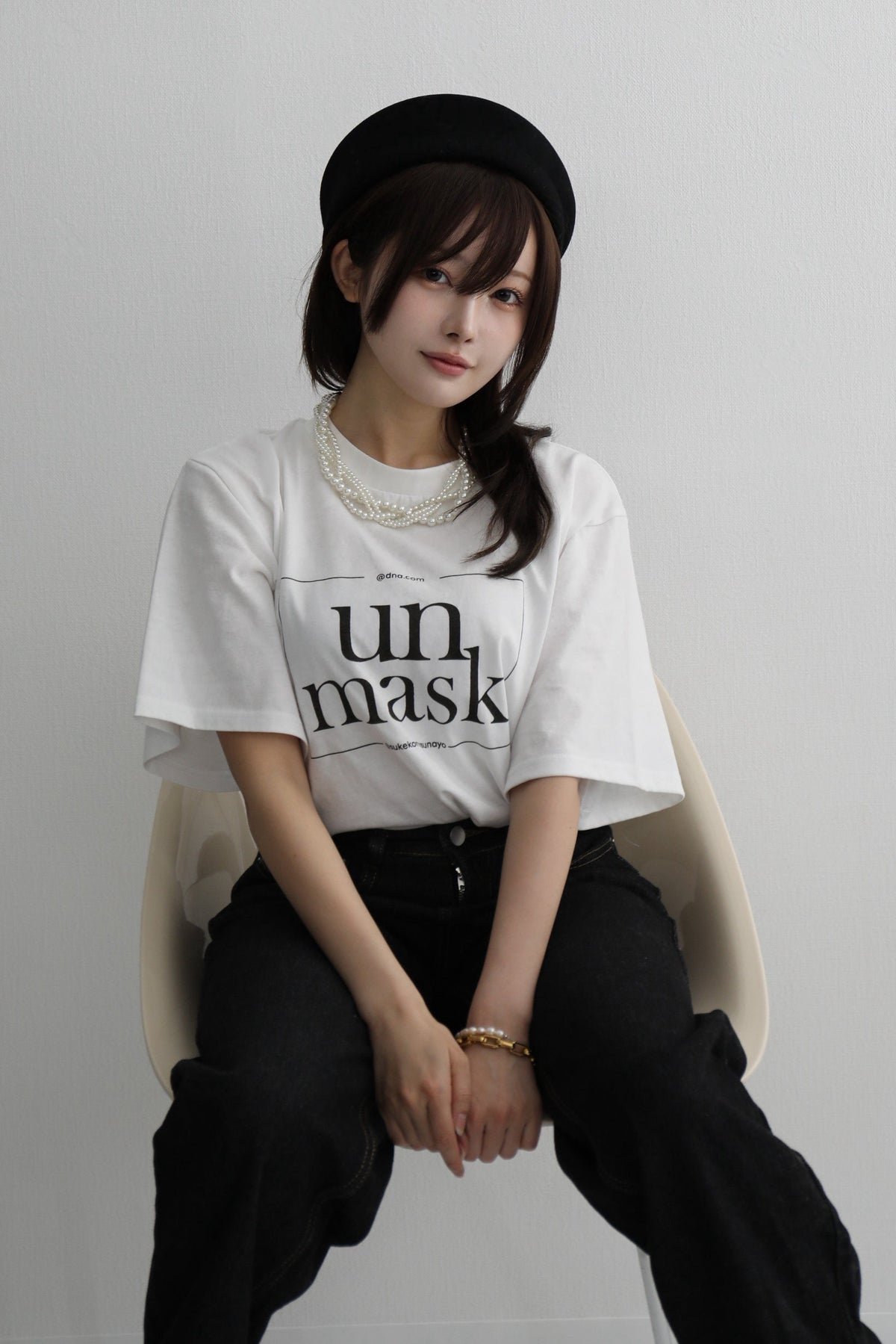 アンマスクユニセックスTシャツ